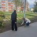 Прополка клумб и их очистка от мусора