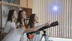 Чтоб не умереть от скуки, нужно грызть гранит науки!