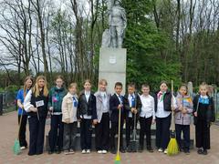 Акция "Обелиск". Благоустройство мест захоронения солдат советской армии.